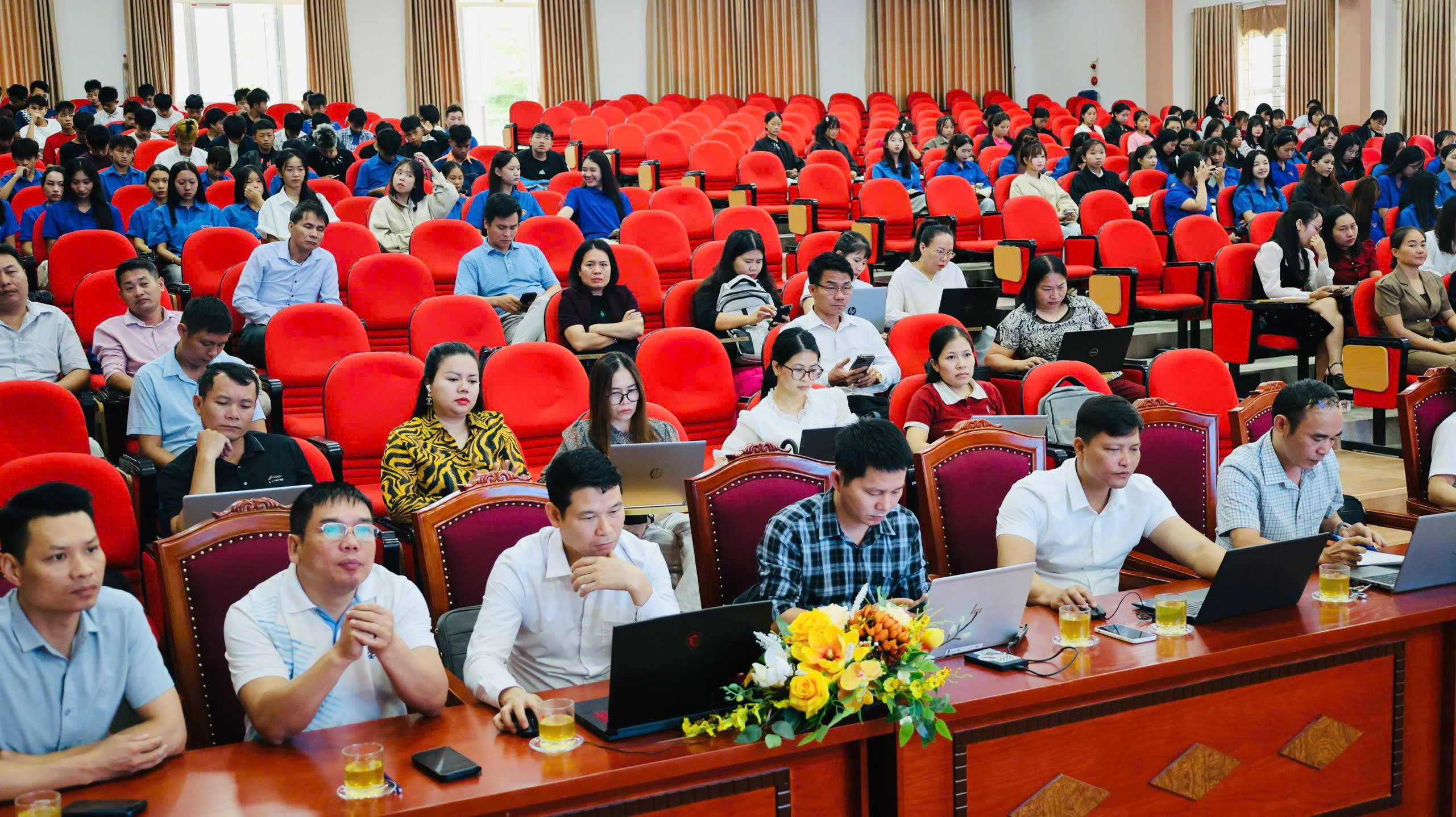 Chăn Nuôi - Thú Y & Nông Lâm Nghiệp